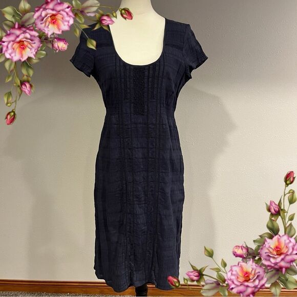 Eddie Bauer casual navy short sleeve midi Dress with lace details size 6 - Picture 1 of 11